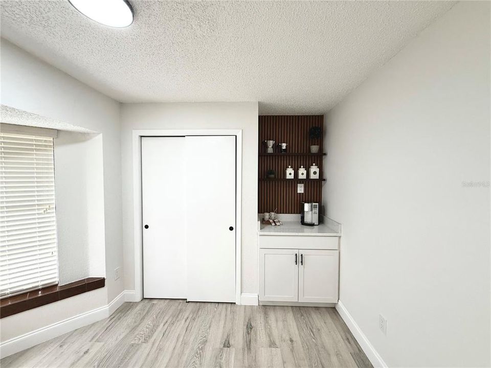 En Venta: $315,000 (3 camas, 2 baños, 1468 Pies cuadrados)