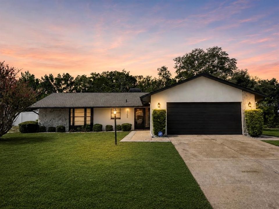 En Venta: $315,000 (3 camas, 2 baños, 1468 Pies cuadrados)