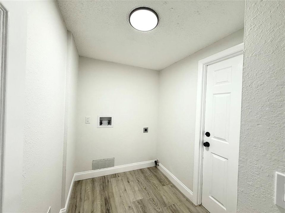 En Venta: $315,000 (3 camas, 2 baños, 1468 Pies cuadrados)