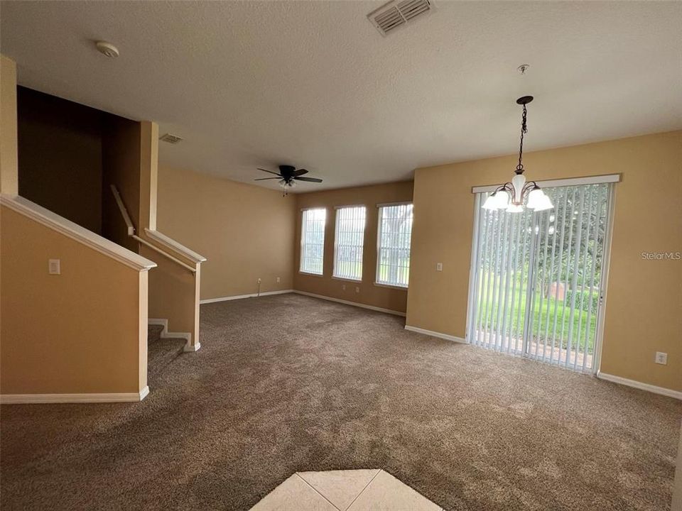 For Rent: $2,200 (3 beds, 2 baths, 1595 Square Feet)
