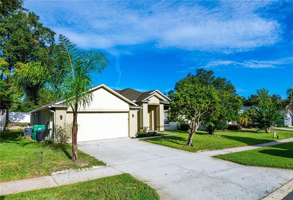 For Sale: $368,500 (4 beds, 2 baths, 2018 Square Feet)