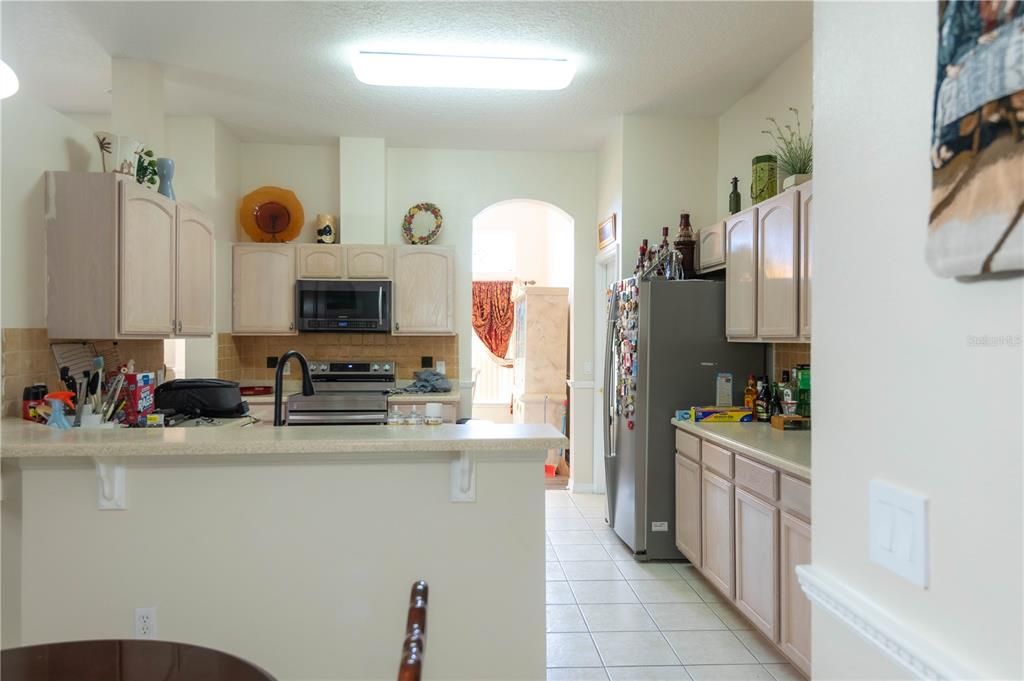 For Sale: $368,500 (4 beds, 2 baths, 2018 Square Feet)