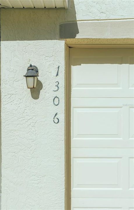 For Sale: $368,500 (4 beds, 2 baths, 2018 Square Feet)