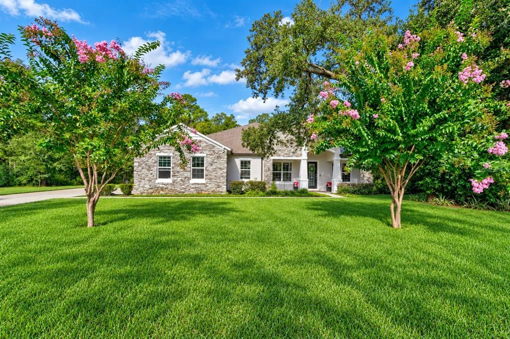 For Sale: $775,000 (4 beds, 3 baths, 3028 Square Feet)