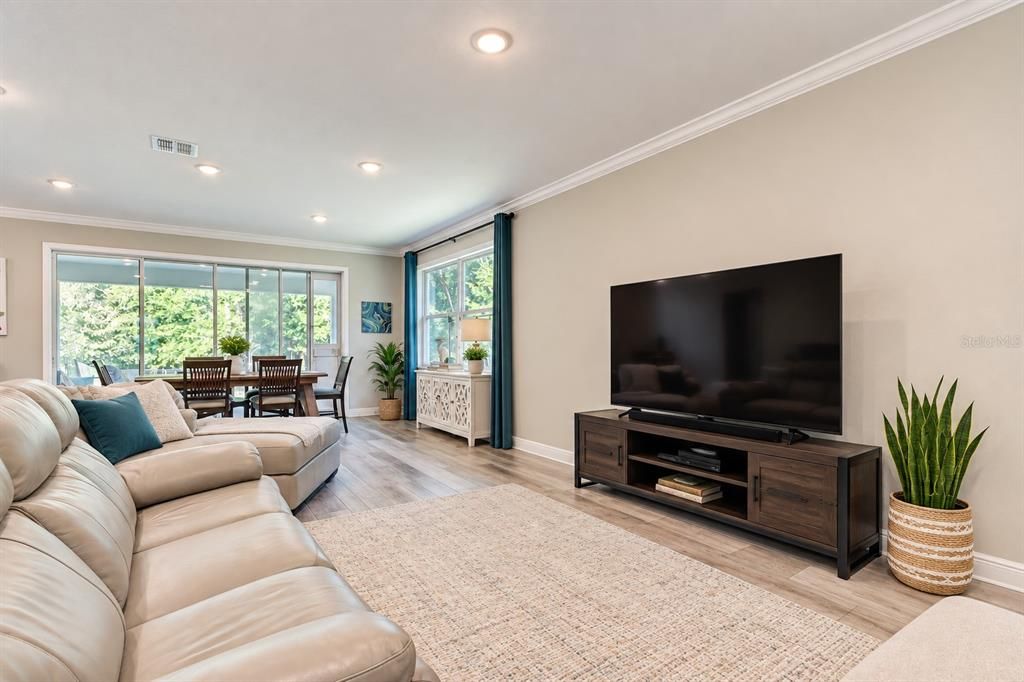 For Sale: $775,000 (4 beds, 3 baths, 3028 Square Feet)