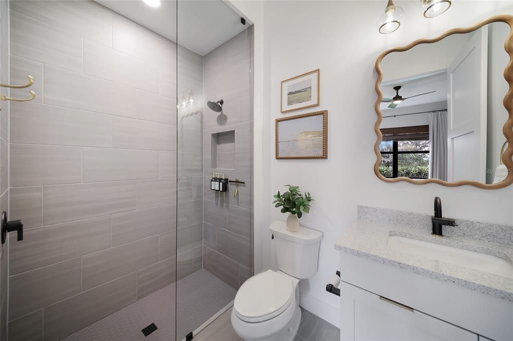 For Sale: $3,095,000 (4 beds, 4 baths, 3692 Square Feet)