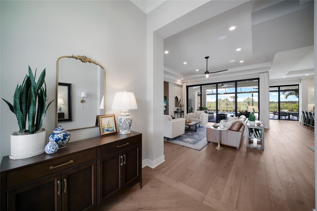 For Sale: $3,095,000 (4 beds, 4 baths, 3692 Square Feet)