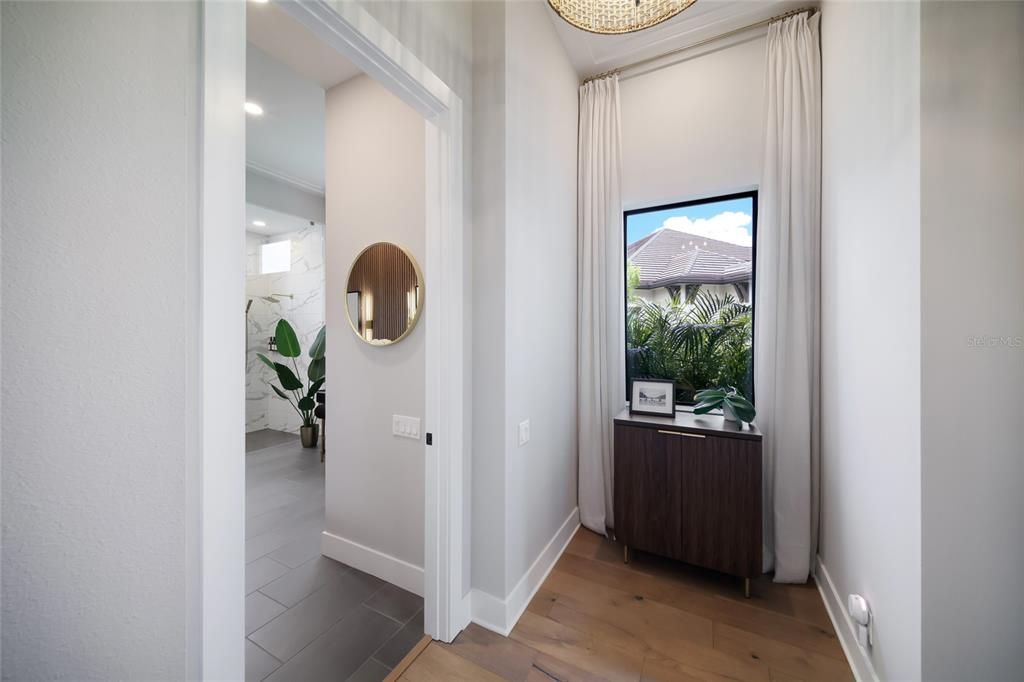 For Sale: $3,095,000 (4 beds, 4 baths, 3692 Square Feet)