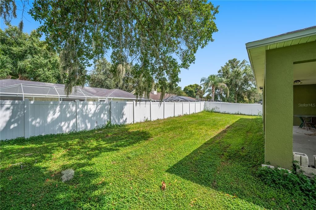 На продажу: $359,000 (4 спален, 2 ванн, 1871 Квадратных фут)