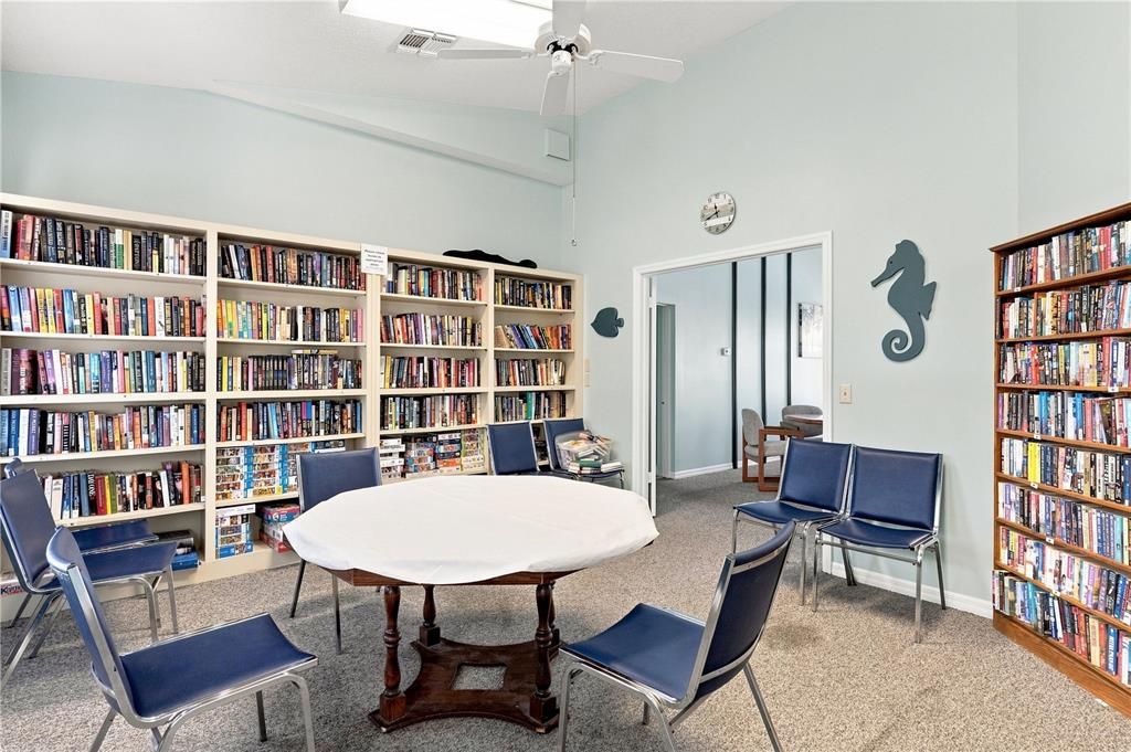Active With Contract: $165,000 (2 beds, 2 baths, 1189 Square Feet)