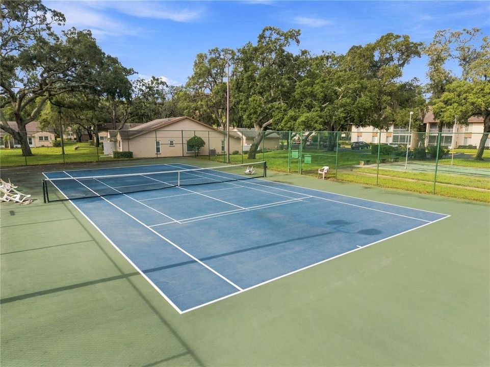 Active With Contract: $165,000 (2 beds, 2 baths, 1189 Square Feet)