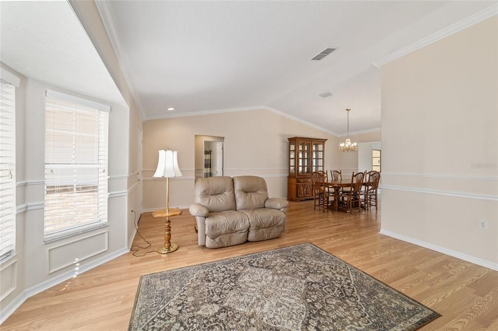 For Sale: $247,500 (3 beds, 2 baths, 1772 Square Feet)
