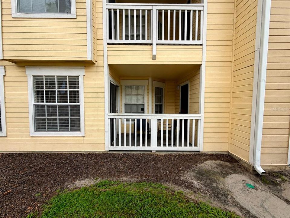 For Sale: $170,000 (2 beds, 2 baths, 829 Square Feet)