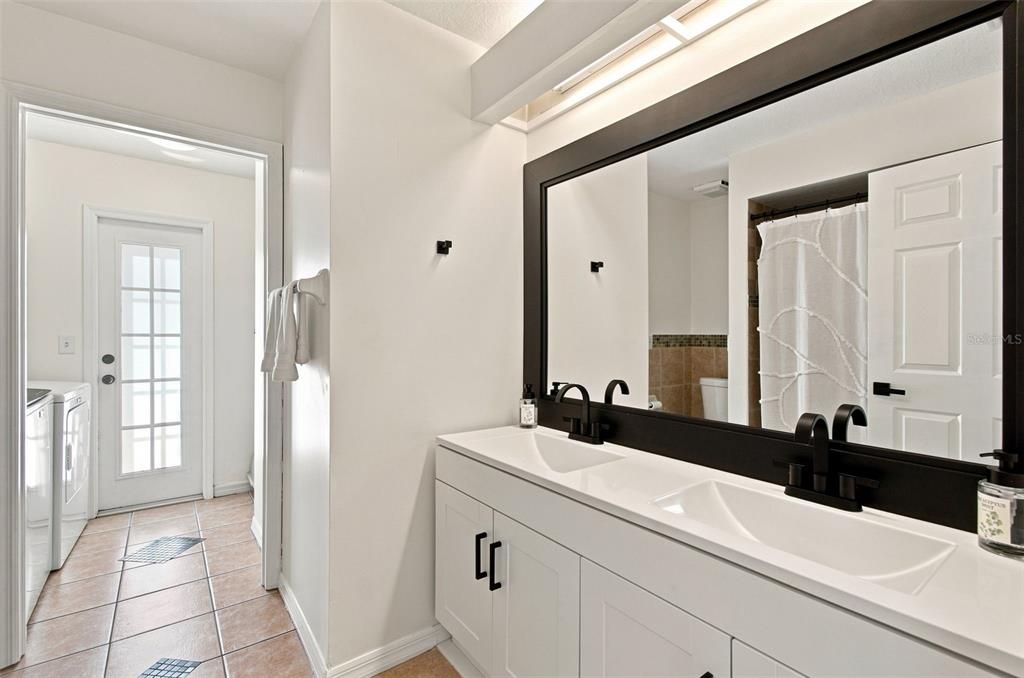 For Sale: $610,000 (4 beds, 2 baths, 2105 Square Feet)