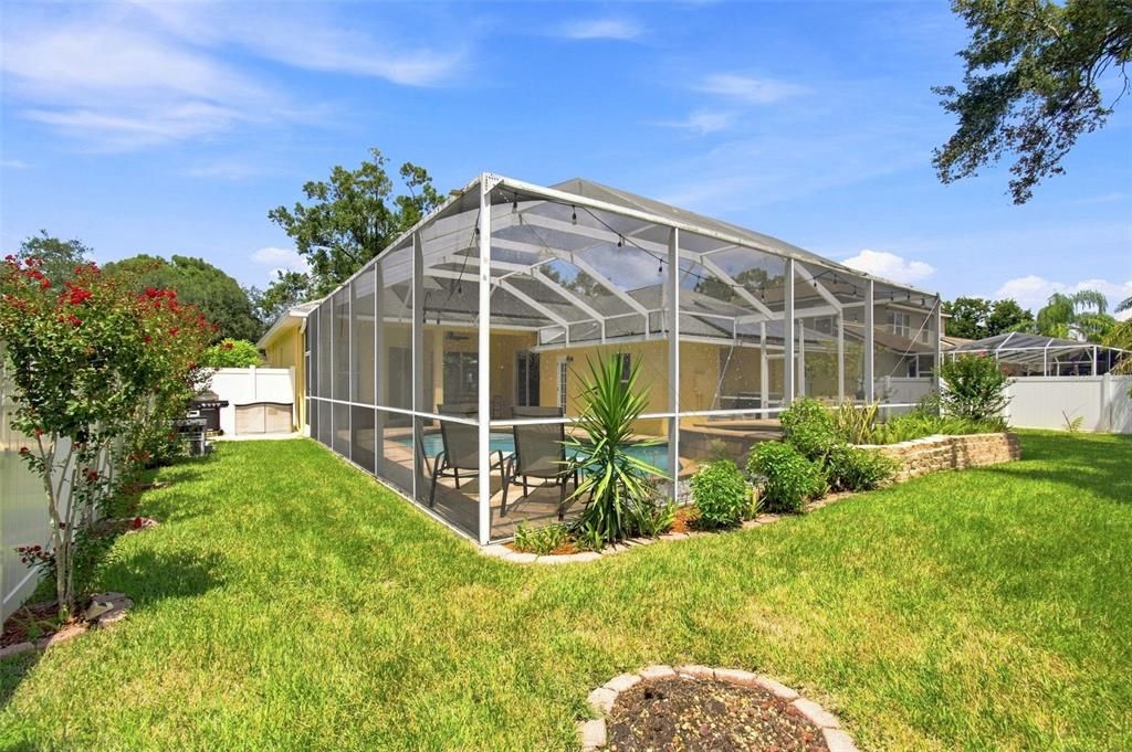 For Sale: $610,000 (4 beds, 2 baths, 2105 Square Feet)