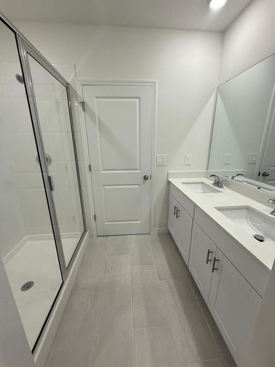 En Renta: $2,185 (4 camas, 2 baños, 1607 Pies cuadrados)