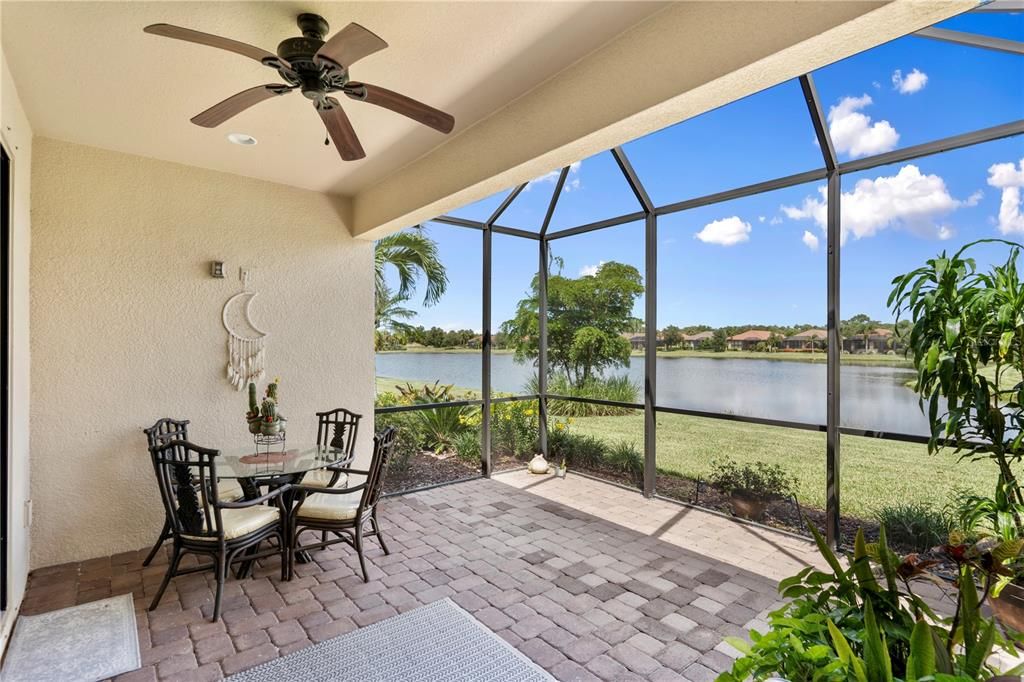 For Sale: $645,000 (3 beds, 2 baths, 1944 Square Feet)