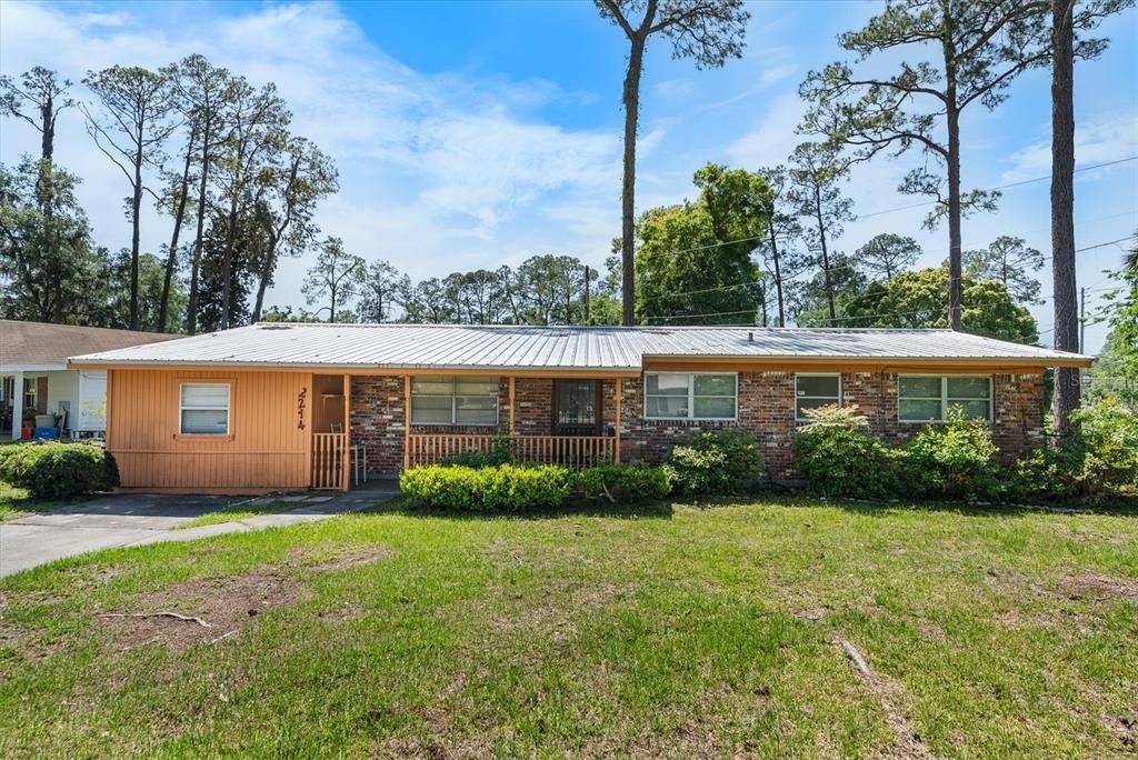 En Venta: $250,000 (4 camas, 2 baños, 1631 Pies cuadrados)