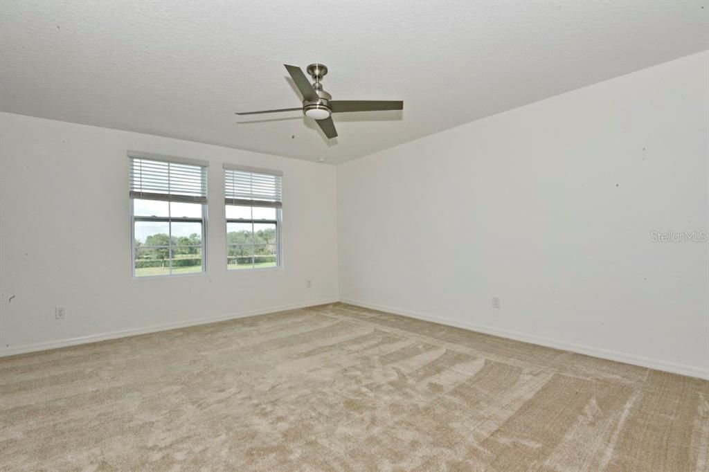 В аренду: $2,700 (3 спален, 2 ванн, 2305 Квадратных фут)