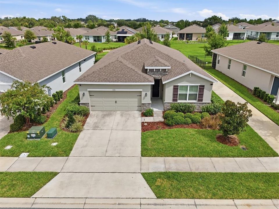 For Sale: $339,900 (4 beds, 2 baths, 2034 Square Feet)
