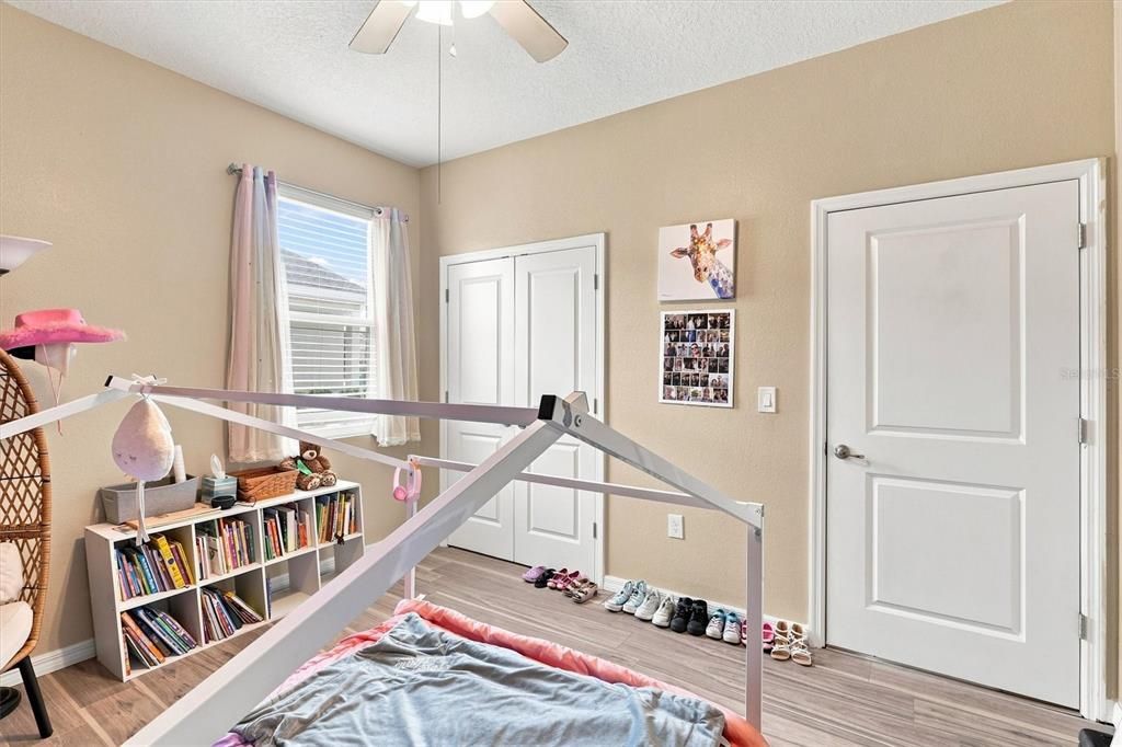 For Sale: $339,900 (4 beds, 2 baths, 2034 Square Feet)