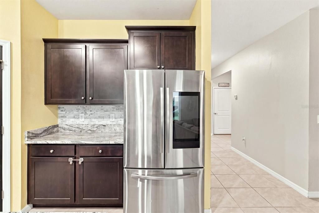 For Sale: $339,900 (4 beds, 2 baths, 2034 Square Feet)