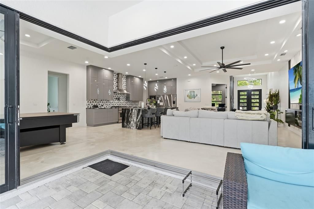 For Sale: $1,399,999 (5 beds, 3 baths, 3400 Square Feet)