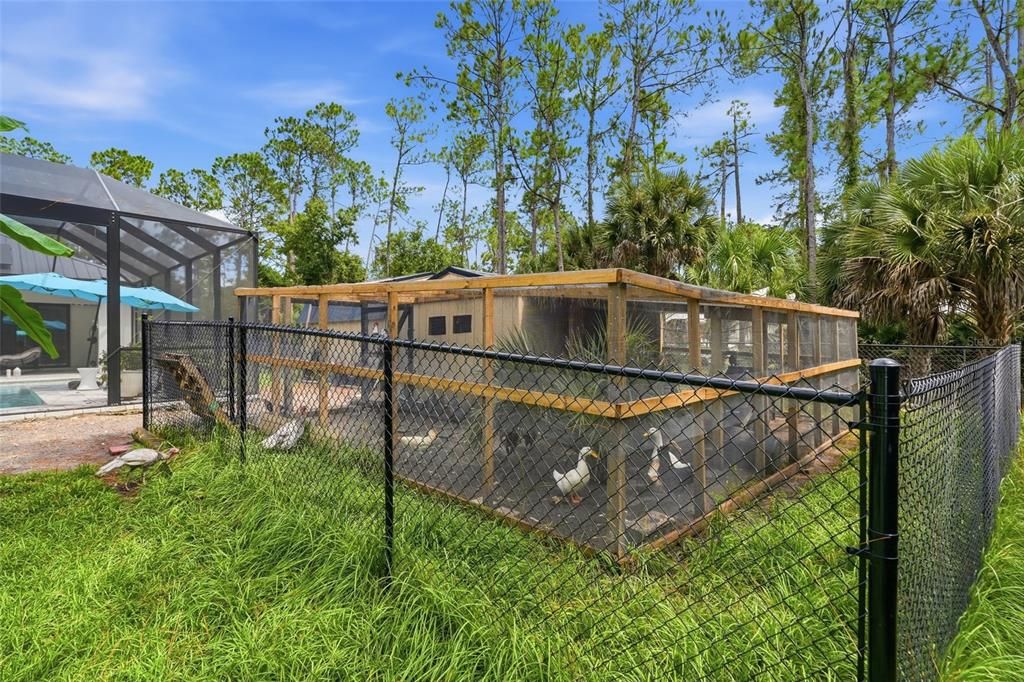 For Sale: $1,399,999 (5 beds, 3 baths, 3400 Square Feet)