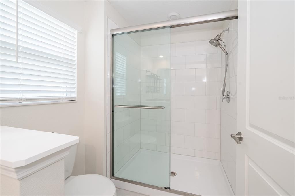 For Rent: $2,295 (3 beds, 2 baths, 1787 Square Feet)