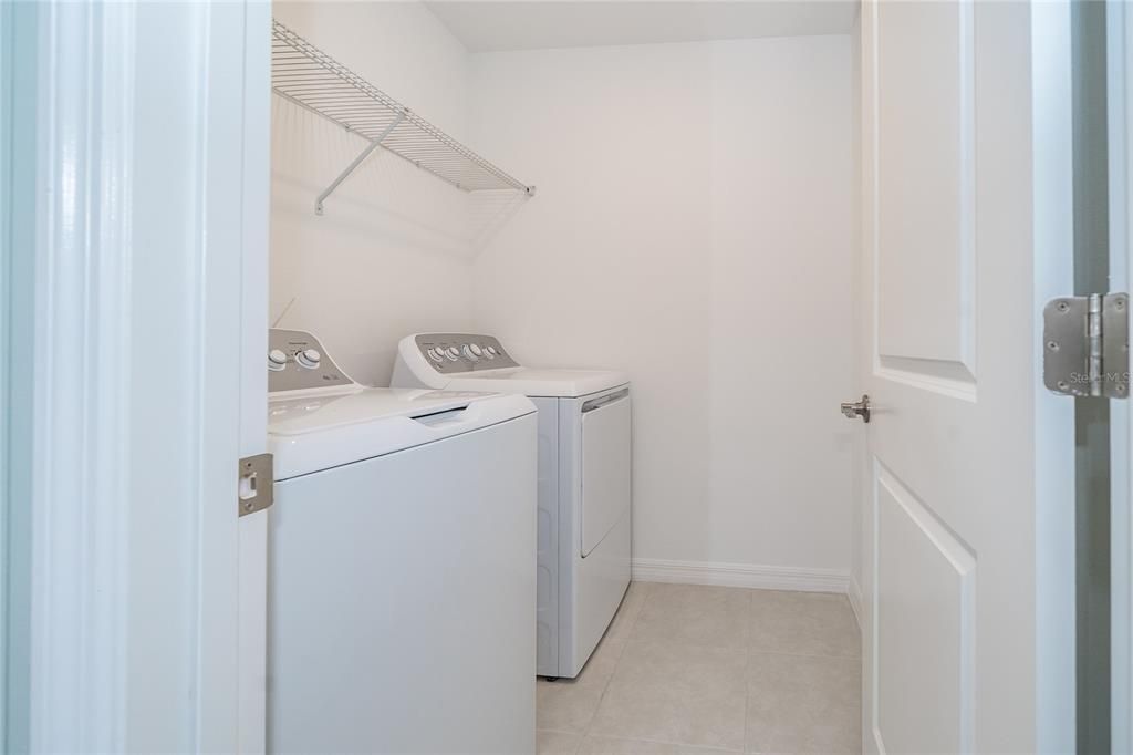For Rent: $2,295 (3 beds, 2 baths, 1787 Square Feet)