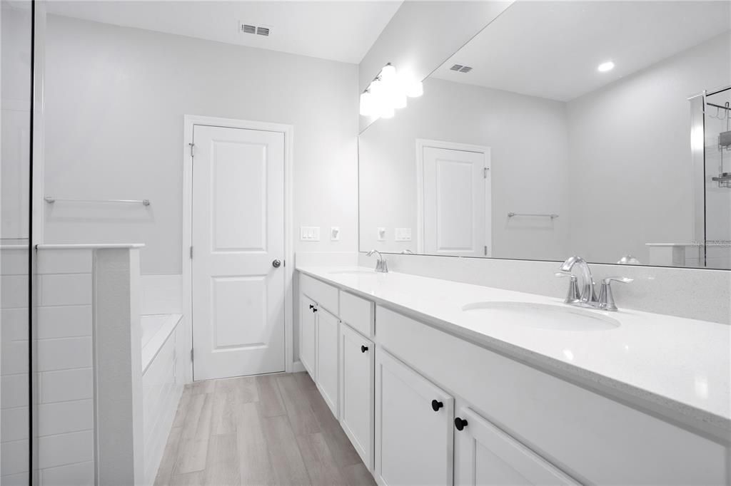 For Sale: $425,000 (3 beds, 2 baths, 1846 Square Feet)