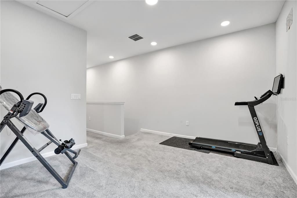 For Sale: $425,000 (3 beds, 2 baths, 1846 Square Feet)