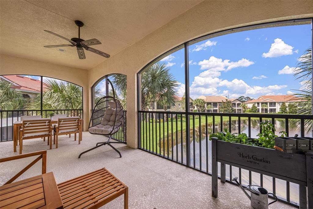 For Sale: $560,000 (3 beds, 2 baths, 2334 Square Feet)