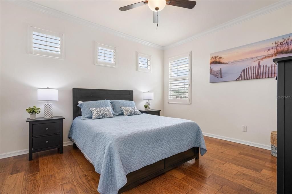 For Sale: $560,000 (3 beds, 2 baths, 2334 Square Feet)