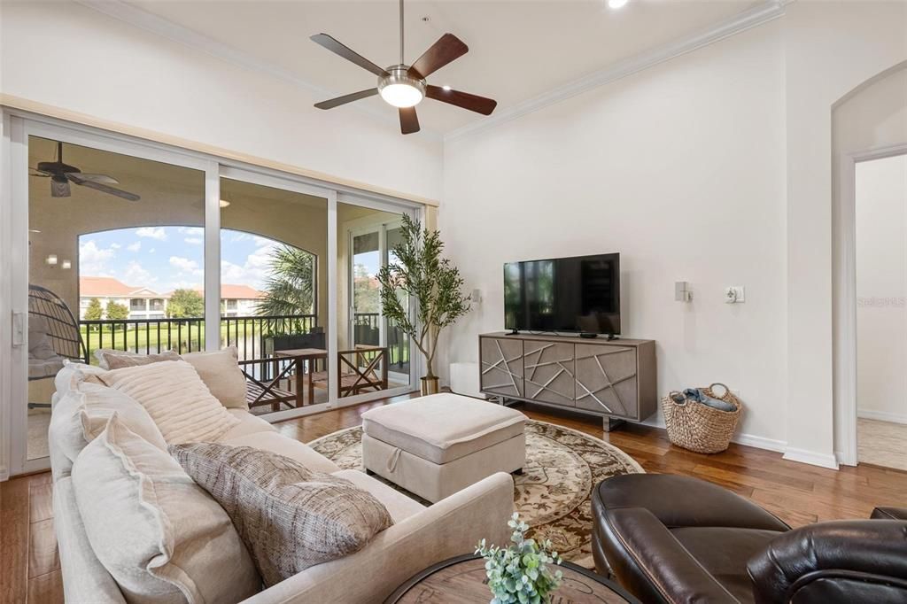 For Sale: $560,000 (3 beds, 2 baths, 2334 Square Feet)