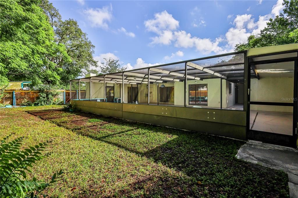 For Sale: $375,000 (3 beds, 2 baths, 1755 Square Feet)