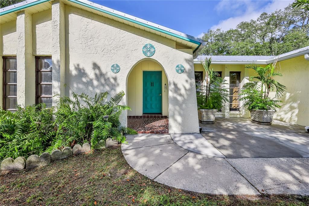 For Sale: $375,000 (3 beds, 2 baths, 1755 Square Feet)