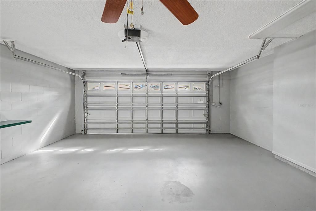 For Sale: $375,000 (3 beds, 2 baths, 1755 Square Feet)