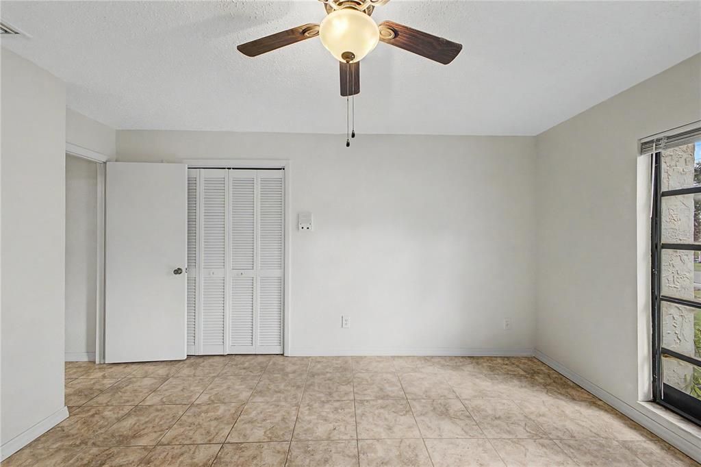 For Sale: $375,000 (3 beds, 2 baths, 1755 Square Feet)