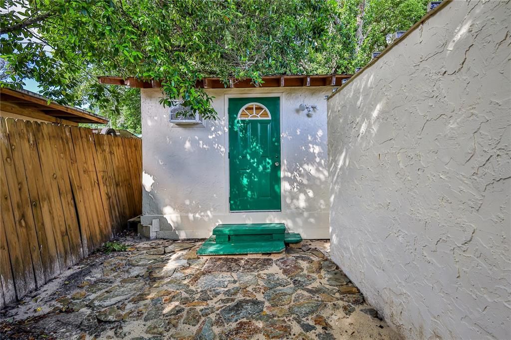For Sale: $375,000 (3 beds, 2 baths, 1755 Square Feet)