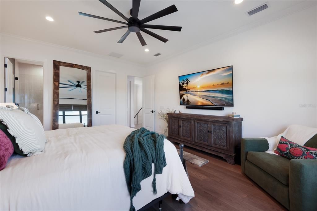 For Sale: $2,595,000 (4 beds, 5 baths, 4189 Square Feet)