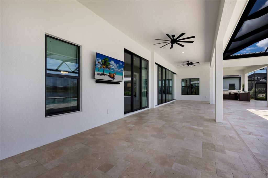 For Sale: $2,595,000 (4 beds, 5 baths, 4189 Square Feet)