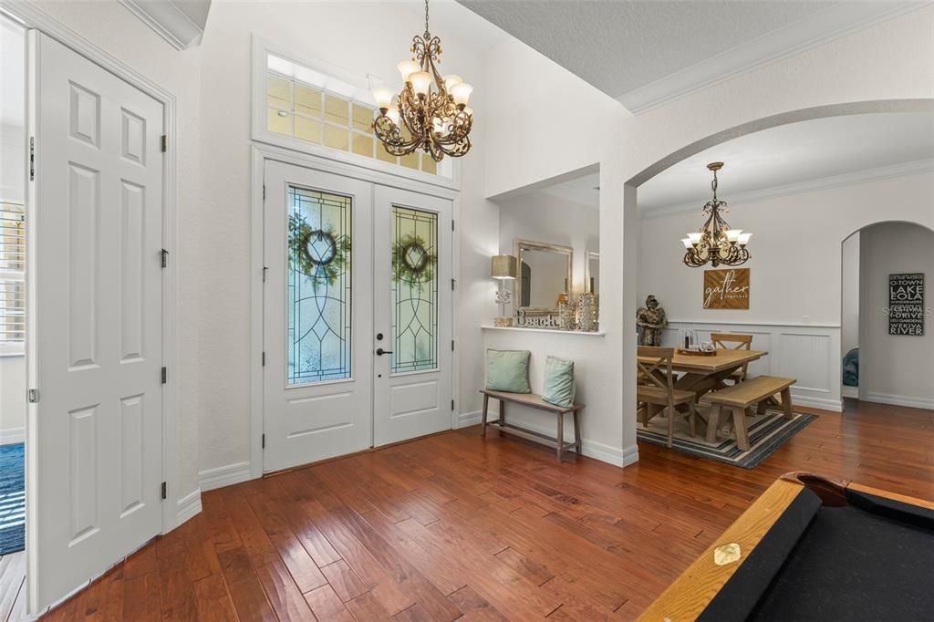 Activo con contrato: $849,000 (5 camas, 4 baños, 3078 Pies cuadrados)