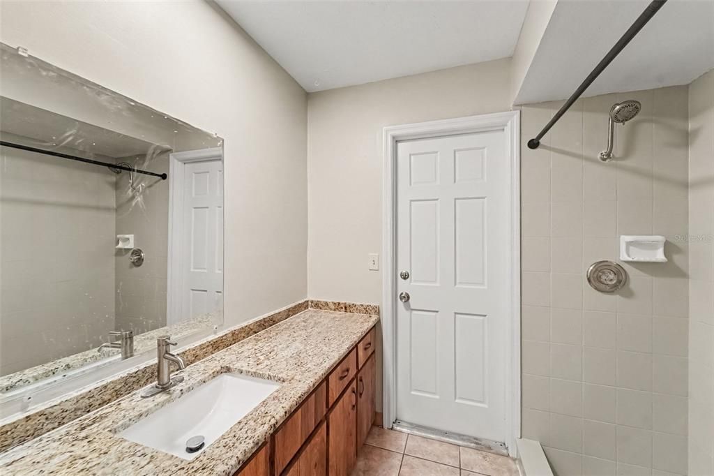 En Venta: $329,900 (3 camas, 2 baños, 1505 Pies cuadrados)