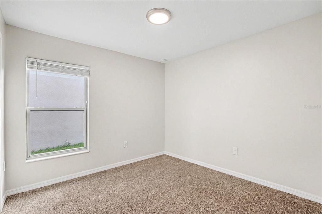 For Sale: $344,900 (4 beds, 2 baths, 1918 Square Feet)
