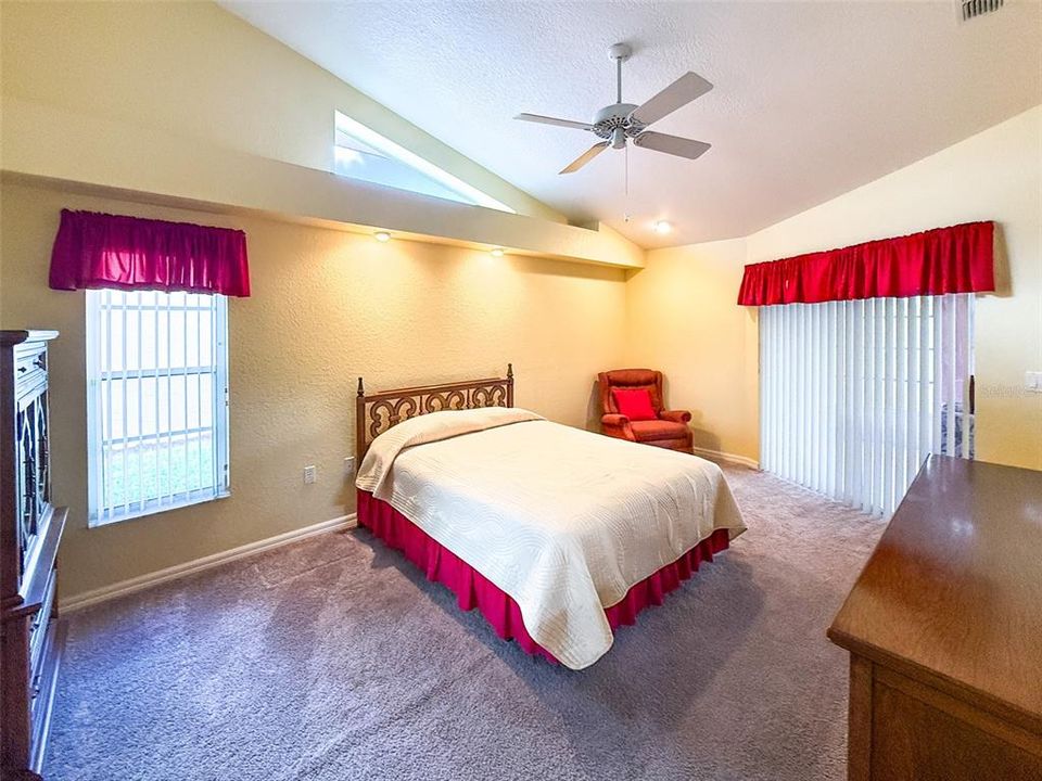 En Venta: $358,900 (3 camas, 2 baños, 1910 Pies cuadrados)