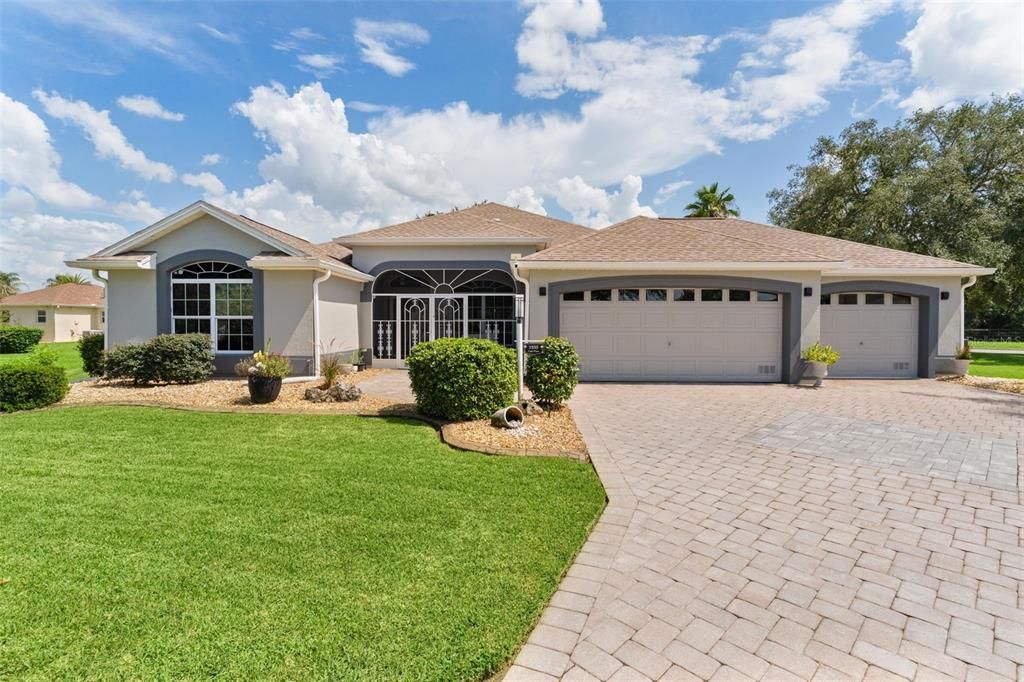 For Sale: $899,000 (3 beds, 2 baths, 2453 Square Feet)
