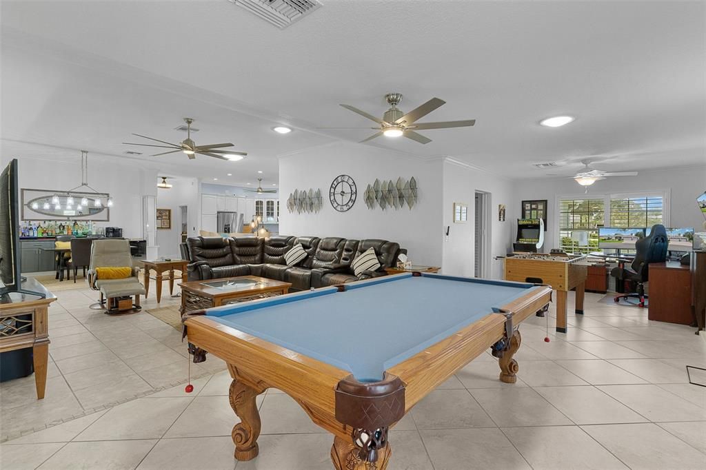 For Sale: $899,000 (3 beds, 2 baths, 2453 Square Feet)