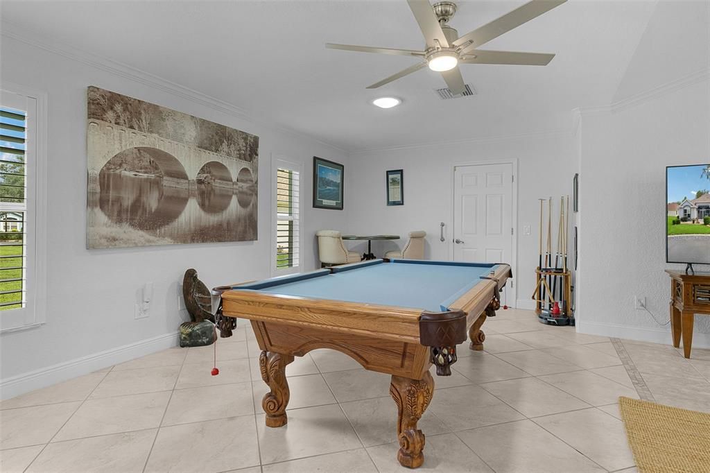 For Sale: $899,000 (3 beds, 2 baths, 2453 Square Feet)