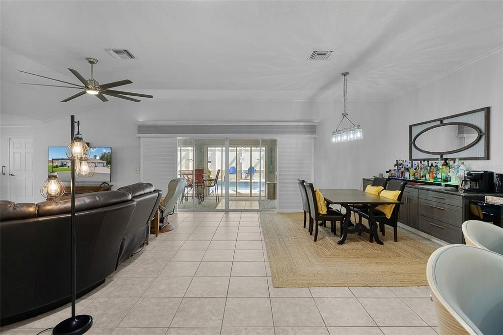 For Sale: $899,000 (3 beds, 2 baths, 2453 Square Feet)